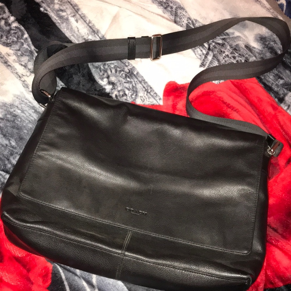 Coach messenger bag (unisex)
